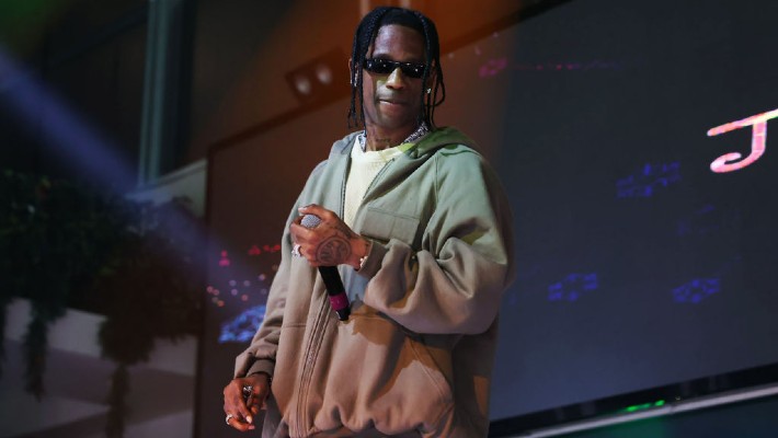 Travis Scott aurait été libéré après son arrestation à Paris, et les Chargers ont été licenciés