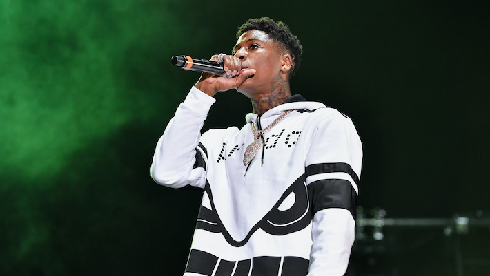 YoungBoy Never Broke Again serait sur le point de plaider coupable dans son affaire fédérale d'armes à feu