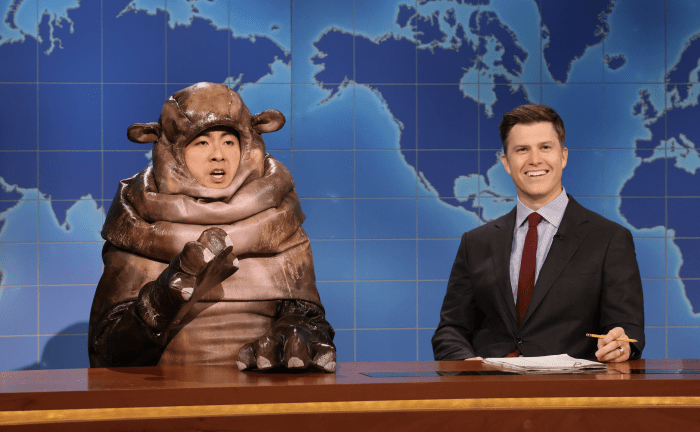 Bowen Yang défend un sketch "SNL" qui comparait de manière satirique Chappell Roan et bébé hippopotame Moo Deng