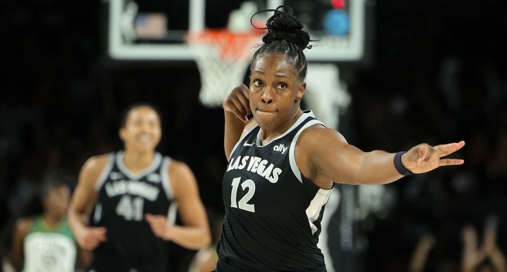 Les Aces ont battu la tempête pour remporter leur série du premier tour et préparer une confrontation avec New York