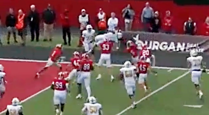 Un joueur de Valpo a dépassé quatre joueurs pour marquer un touchdown