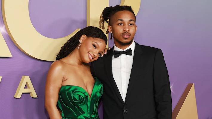 Une photo de Halo, le fils de Halle Bailey et de DDG, est désormais un mème viral et les fiers parents pensent que c'est hilarant