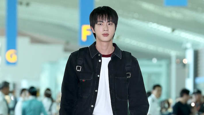 La tracklist « Happy » de Jin voit le membre du BTS « Running Wild » sur son premier album