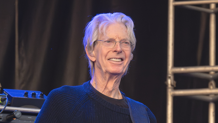 Les membres survivants du groupe Grateful Dead pleurent la mort de Phil Lesh avec des lettres sincères à sa mémoire