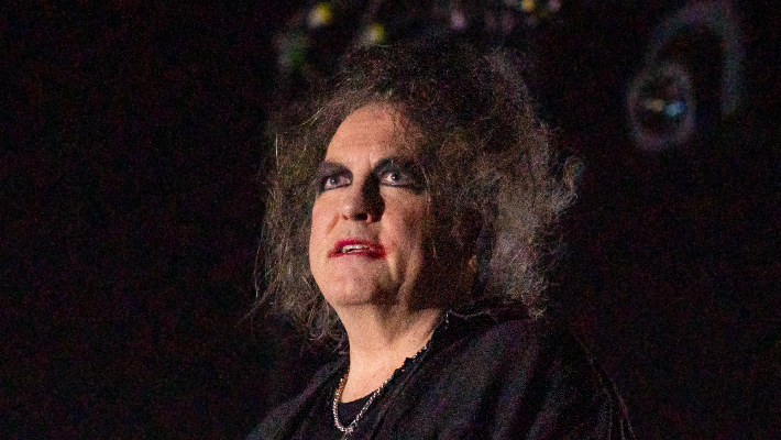 Robert Smith a avoué lequel des albums de The Cure est son « moins préféré », et la réponse pourrait vous choquer