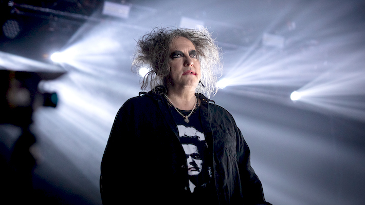 The Cure poursuit son retour avec le single « A Fragile Thing »