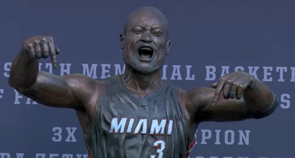 The Heat a dévoilé une statue de Dwyane Wade qui ne ressemble en rien à Dwyane Wade