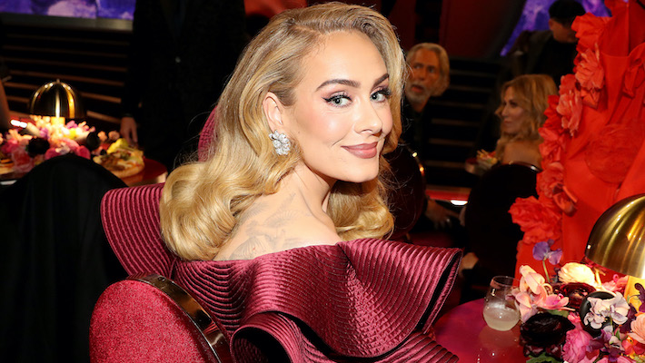 Adele est « vraiment triste » de la fin de sa résidence à Las Vegas, mais elle avancera « indéfiniment » avec ses projets de pause