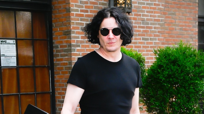 La prochaine tournée de Jack White n'a « pas de nom » mais a une énorme tournée mondiale – qui a techniquement déjà commencé