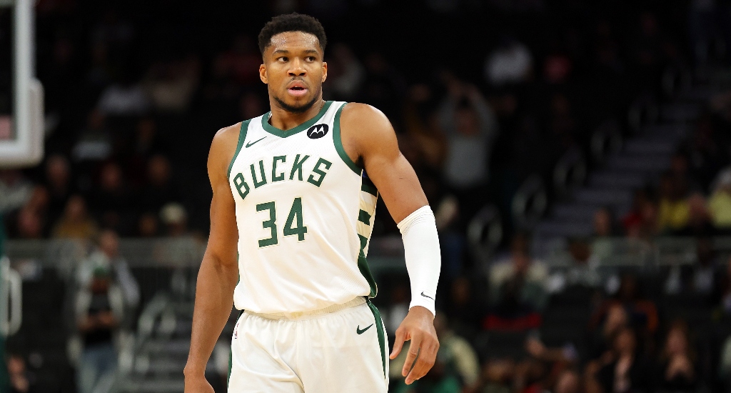 Giannis Antetokounmpo a organisé une masterclass pour offrir un titre de Coupe NBA aux Bucks