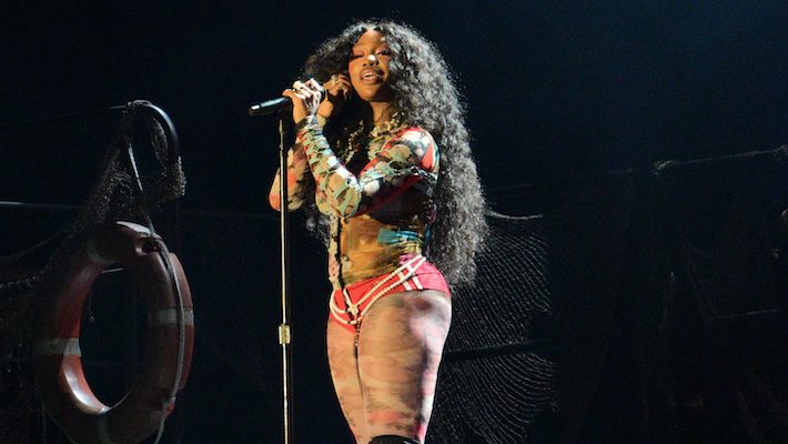 Le nouvel album de SZA « SOS Deluxe : Lana » est enfin disponible en streaming