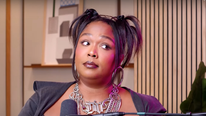 Lizzo dit qu'elle a été « profondément blessée » et « aveuglée » par le procès pour harcèlement sexuel de ses ex-danseurs