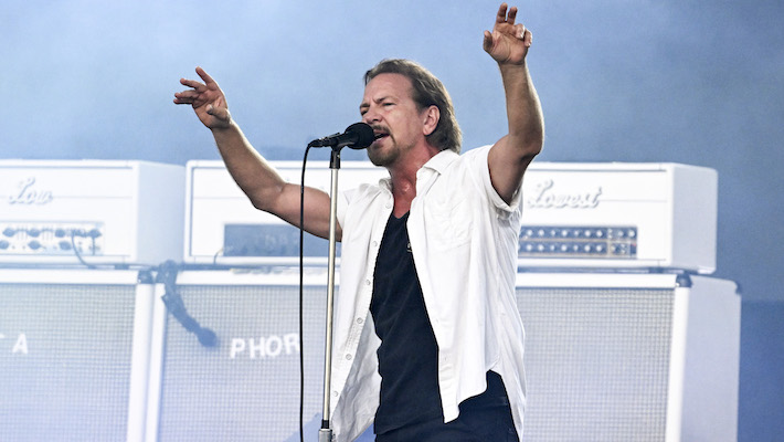 Pearl Jam annonce les dates de sa tournée 2025 et essaie de « protéger l'accès à des billets à un prix équitable »