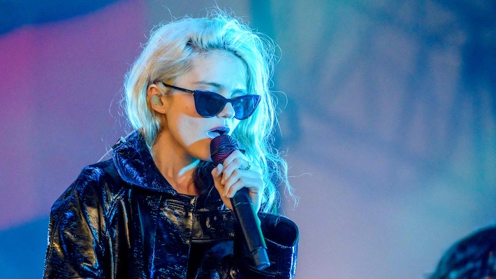 Sky Ferreira dévoile la bande originale de "Babygirl", "Leash", sa première nouvelle chanson en plus de deux ans