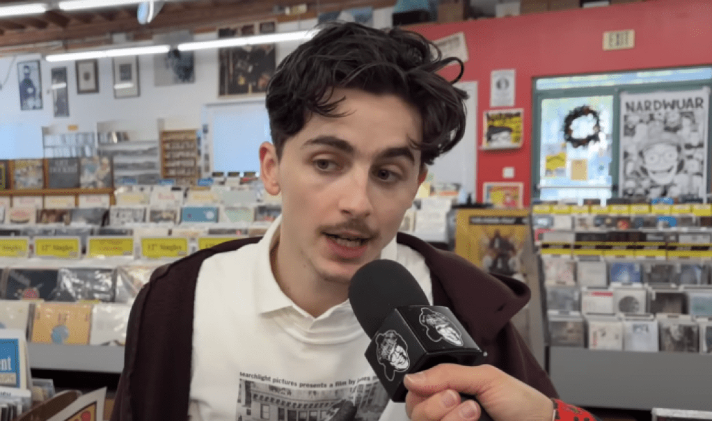 Timothée Chalamet attribue le fait d'avoir été fait chevalier par Lil B pour le décollage de sa carrière d'acteur