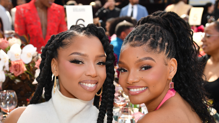 Un nouvel album Chloe X Halle pourrait être en préparation, du moins Chlöe le taquine de manière suggestive