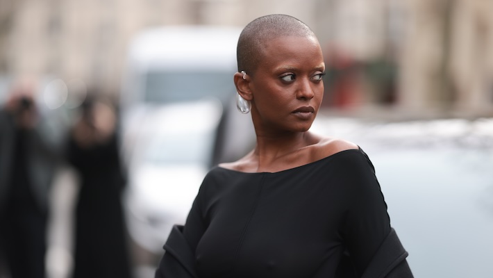Le nouvel album live de Kelela `` In The Blue Light '' sera une vision jazzy de ses passages passés
