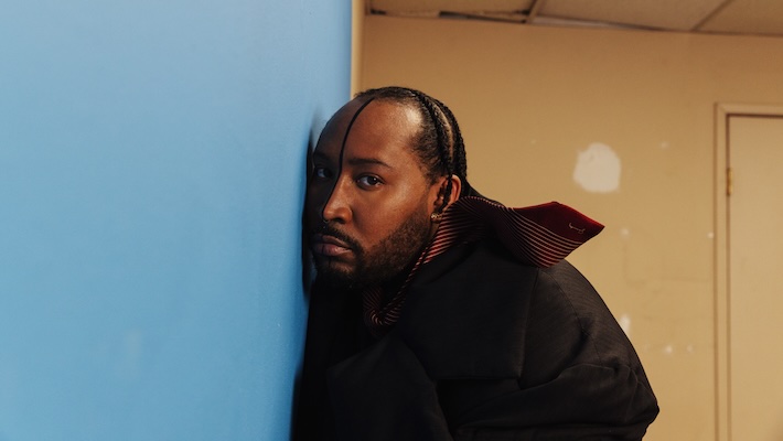 Bartees Strange affronte ses inquiétudes sur le nouveau single « Horror » « Wants Needs »