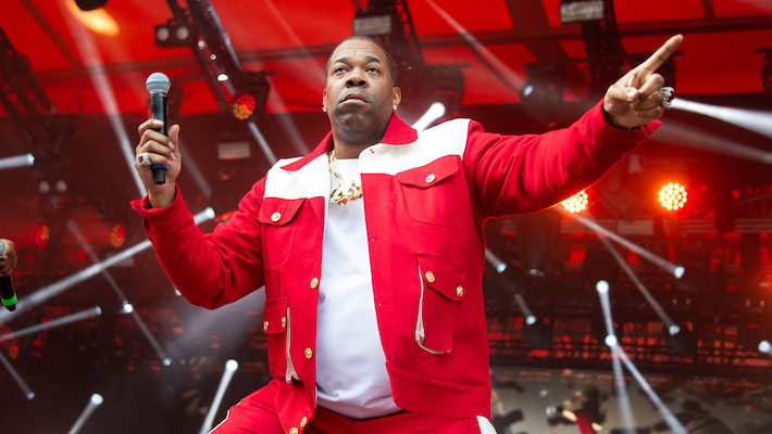 Busta Rhymes aurait été accusé de voies de fait au troisième degré après avoir frappé un homme à plusieurs reprises