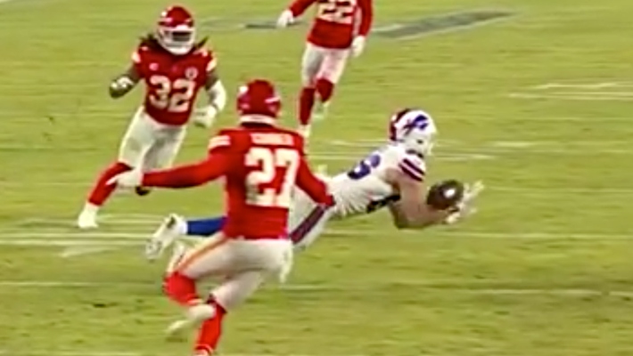 Dalton Kincaid est venu douloureux pour attraper le quatrième halte de Josh Allen