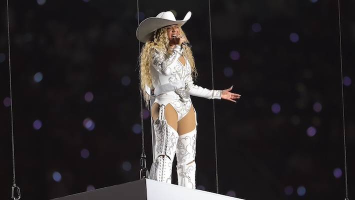 Qu'annonce Beyoncé le 14 janvier ?