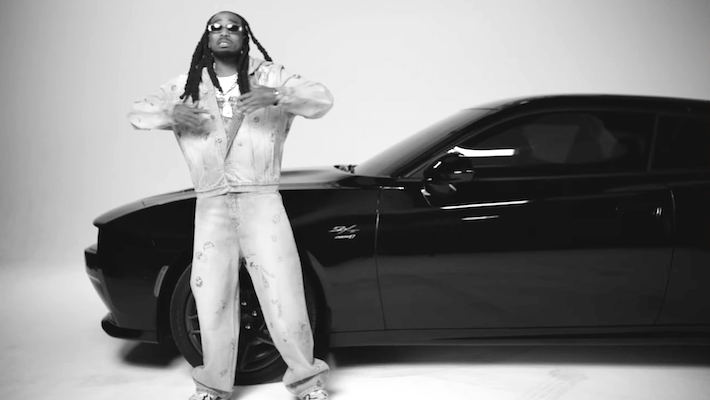Quavo embrasse sa dualité dans la vidéo à écran partagé pour «Trappa Rappa»