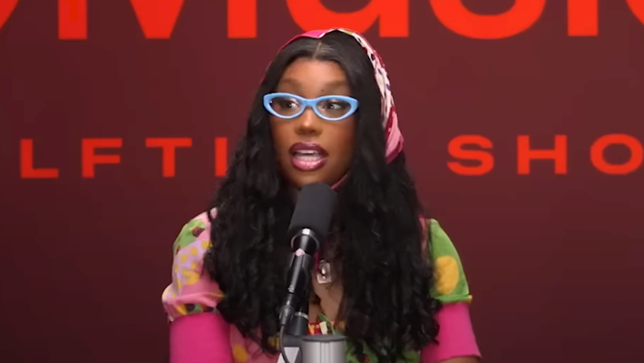 SZA dit qu'elle `` ne s'attendait pas à ce que 'Kendrick Lamar lui demande de le rejoindre pendant le spectacle de mi-temps du Super Bowl