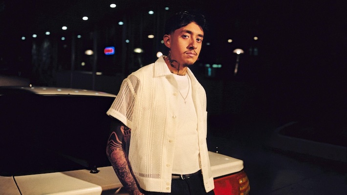 Cuco tape Jean Carter pour le nouveau single lisse `` My 45 '' de son prochain album «Ridin»