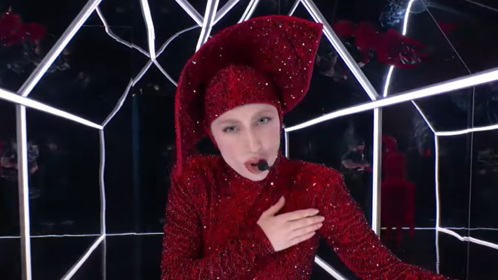 La performance envoûtante de Lady Gaga de «Abracadabra» sur «SNL» était une pure perfection pop