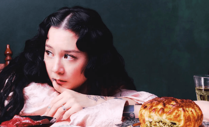 Le petit-déjeuner japonais célèbre son nouvel album en publiant la vidéo auto-dirigée «Picture Window»