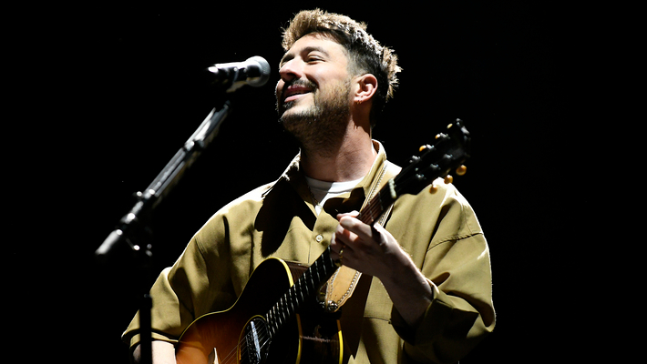 Mumford & Sons soutient leur nouvel album 'Rushmere' avec des dates de tournée en 2025 mettant en vedette le petit-déjeuner japonais et plus
