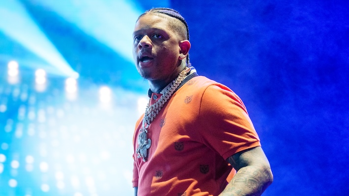 Yella Beezy a été arrêtée pour avoir prétendument embauché l'homme qui a tué et tué son camarade de Dallas Mo3