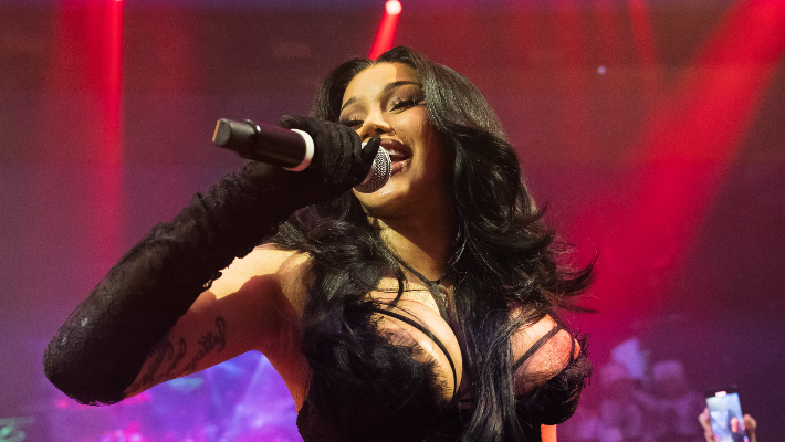 La gamme Revolve Festival 2025 comprend Cardi B, Lil Wayne et Tyga