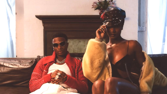 Ayra Starr et Wizkid se réunissent sur «Gimme Dat», leur nouvelle collaboration rêveuse