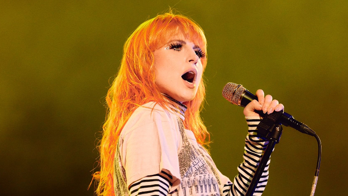 Hayley Williams dépoussiére une bande sonore «Jennifer's Body», une coupe profonde pour une performance en direct rare