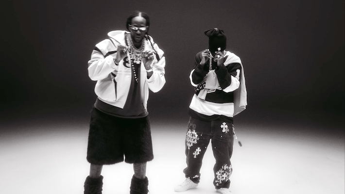 2 Chainz et Lil Yachty's Frantic 'Sista Wives' 'Filets High Fashion et Freestyle Raps