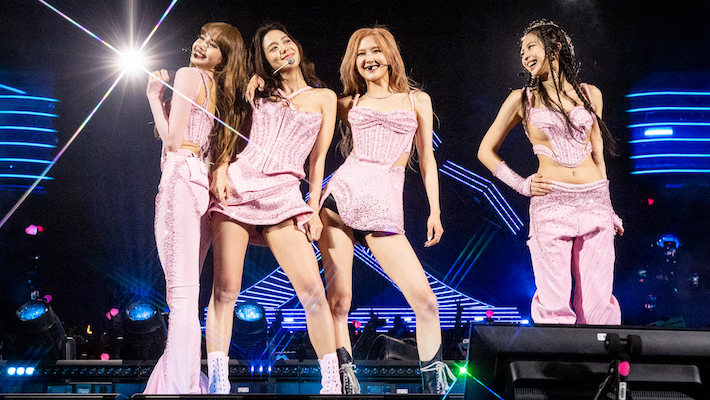 BlackPink était dans le studio récemment, révèle Lisa
