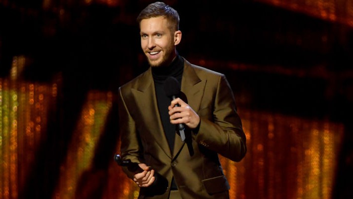 Calvin Harris télécharge une réponse vidéo ardente concernant l'accusation du plagiat viral de Chicane