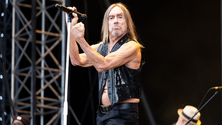 Iggy Pop a interprété «PunkRocker», sa chanson virale «Superman», pour la première fois au projet Pabst de Portland