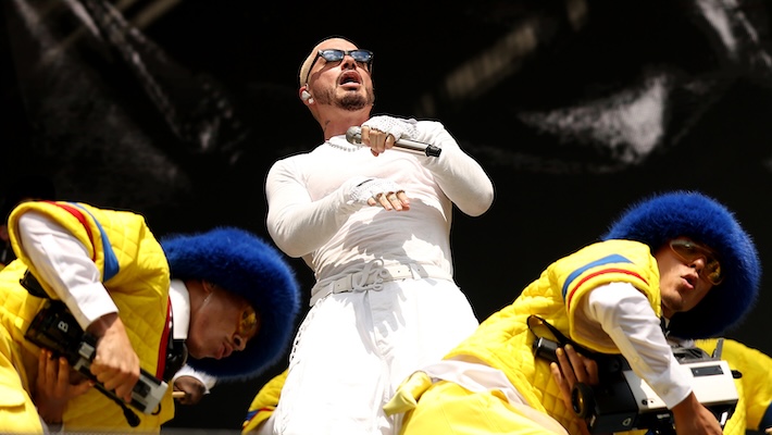 J Balvin publie un nouveau projet, «Mixteip», quelques jours seulement après l'avoir annoncé