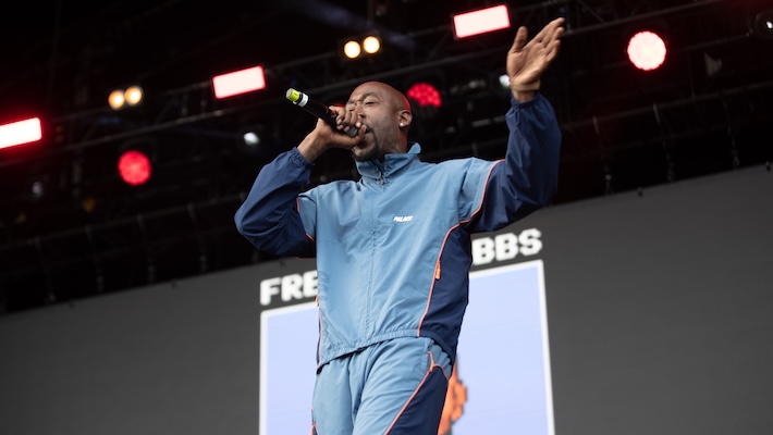Freddie Gibbs et l'alchimiste servent les dates de tournée chaudes et fraîches de la tournée «Alfredo 2», ainsi qu'un jeu vidéo