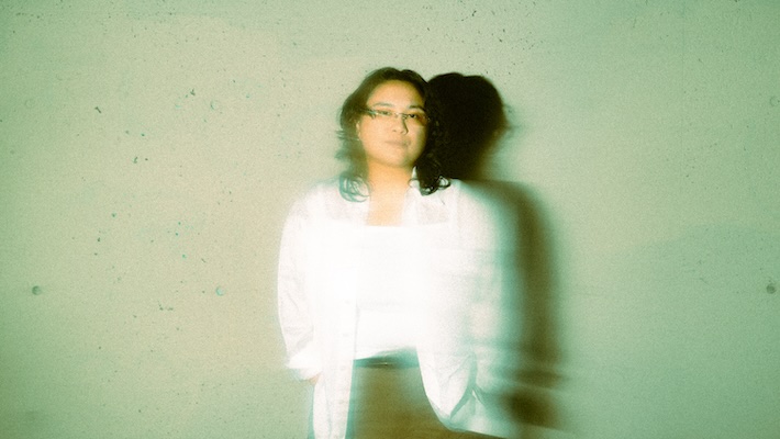 Jay Som met ses `` cartes sur la table '' avec un nouveau single rythmique