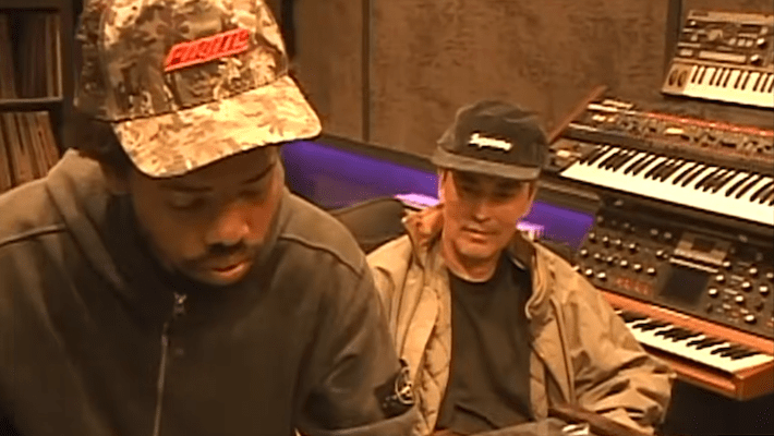 La vidéo "Crisco" effrontée de SweatShirt documente la création de son groupe d'écoute "Body Double"
