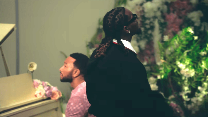 La vidéo `` Never Let Go '' de Offset avec John Legend est un dévouement sombre au décollage tardif