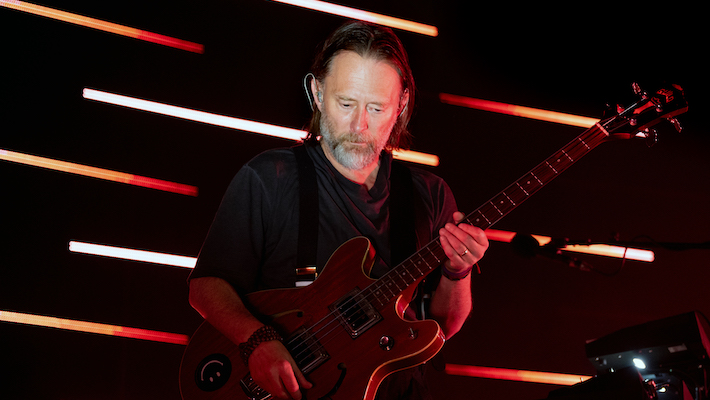 Radiohead a sorti de façon inattendue un nouvel album live provenant des années 2000