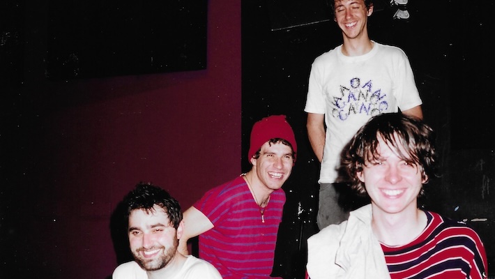 Animal Collective Marks 20 ans de `` Feels '' avec de nouvelles versions passionnantes