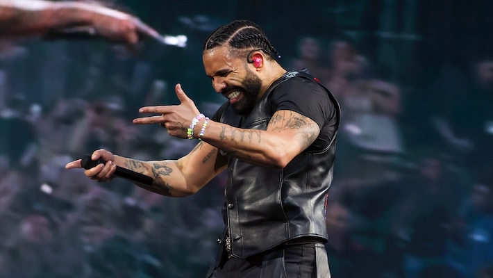 Drake a prévisualisé «Iceman» lors d'un livestream, y compris des collaborations avec Cash Cobain et Yeat
