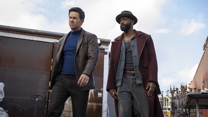 `` Jouez Dirty ': tout à savoir sur le tour de Mark Wahlberg en jouant un personnage classique