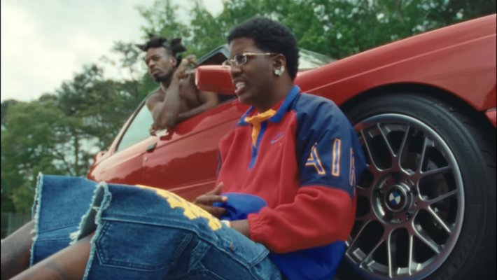 Lil Yachty exige le respect de sa vidéo `` Silver Lining '' avec Sauce Walka