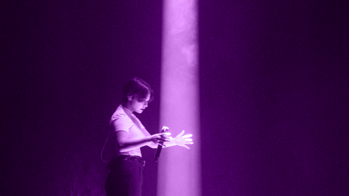 Avec son nouveau film de concert, Mitski obtient le traitement sur grand écran